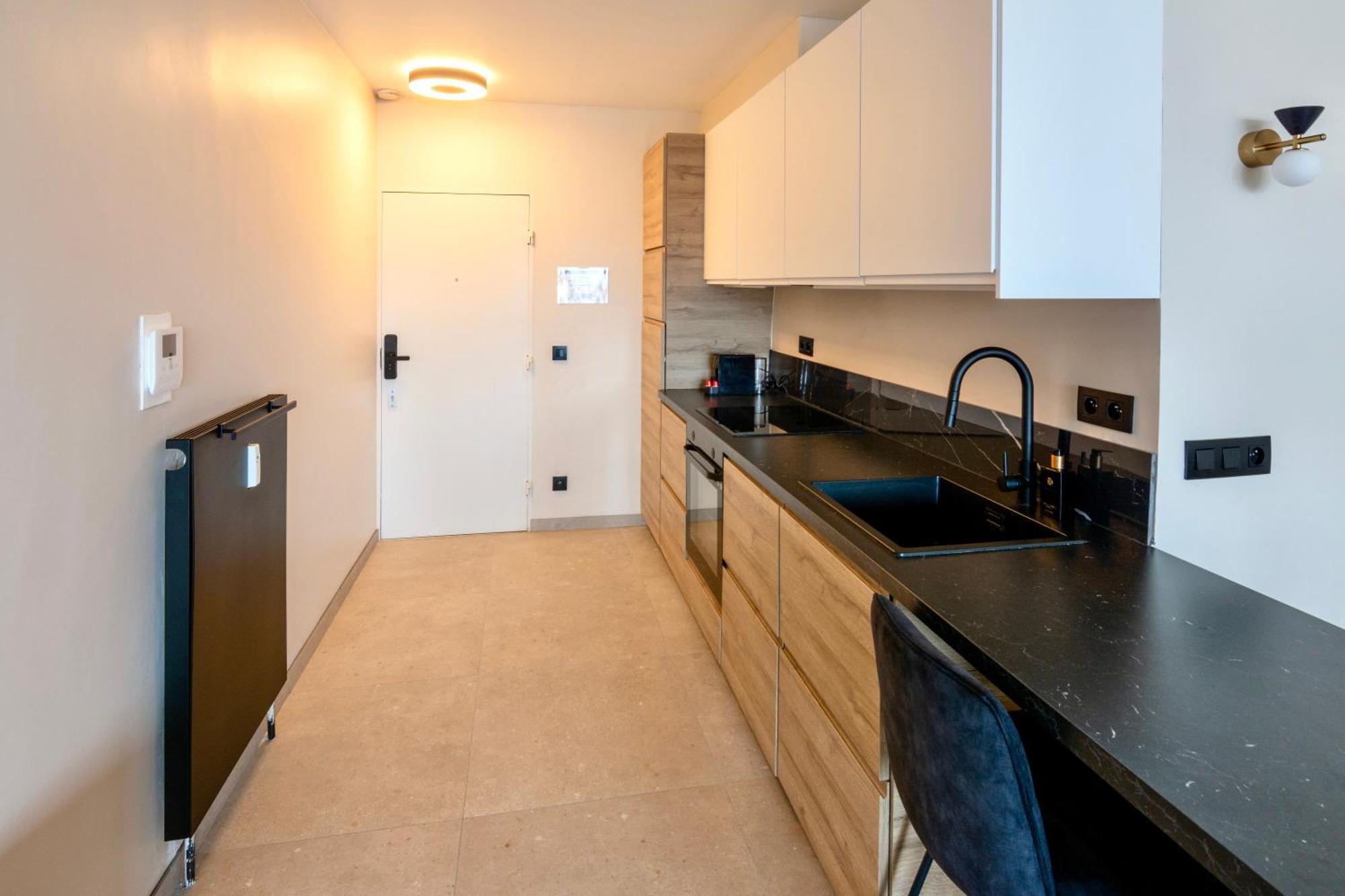 Studio By Aimee - 20M From The Beach & In City Centre! Ostend Luaran gambar